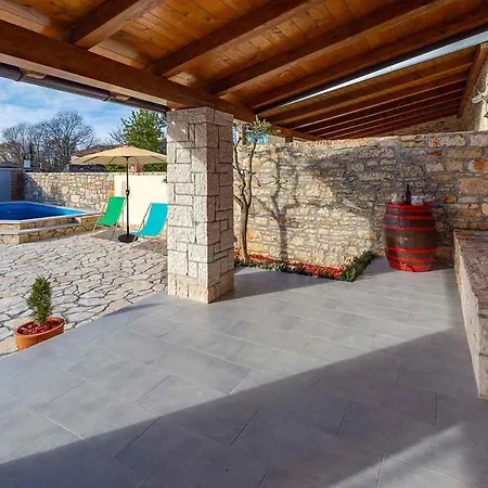 Holiday home In - Istrien 51850 Svetvincenat